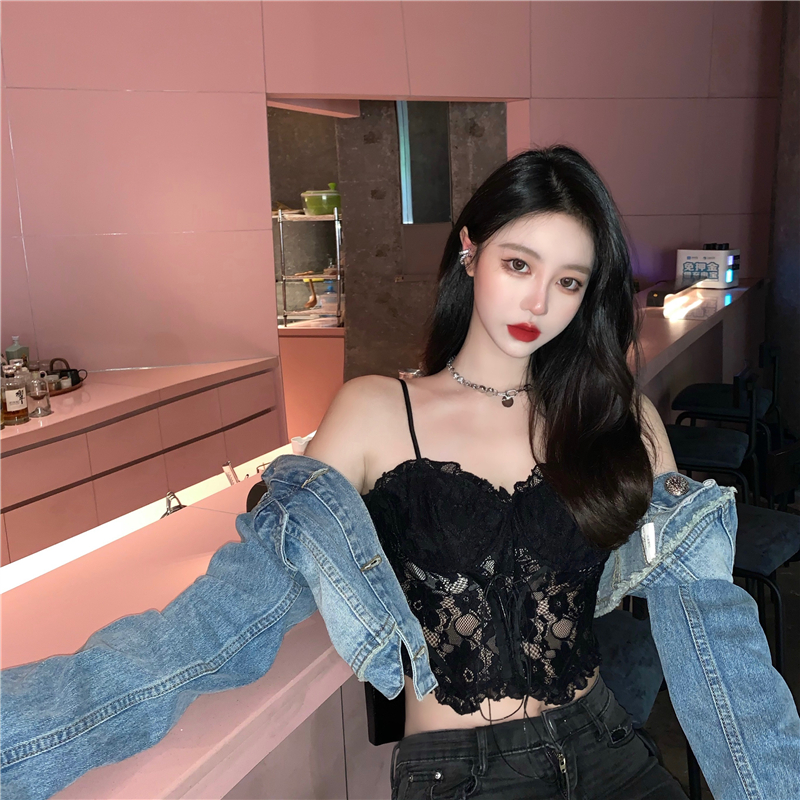 Real price suspender LACE VEST TOP + elastic perforated pencil jeans + Jacket denim jacket
