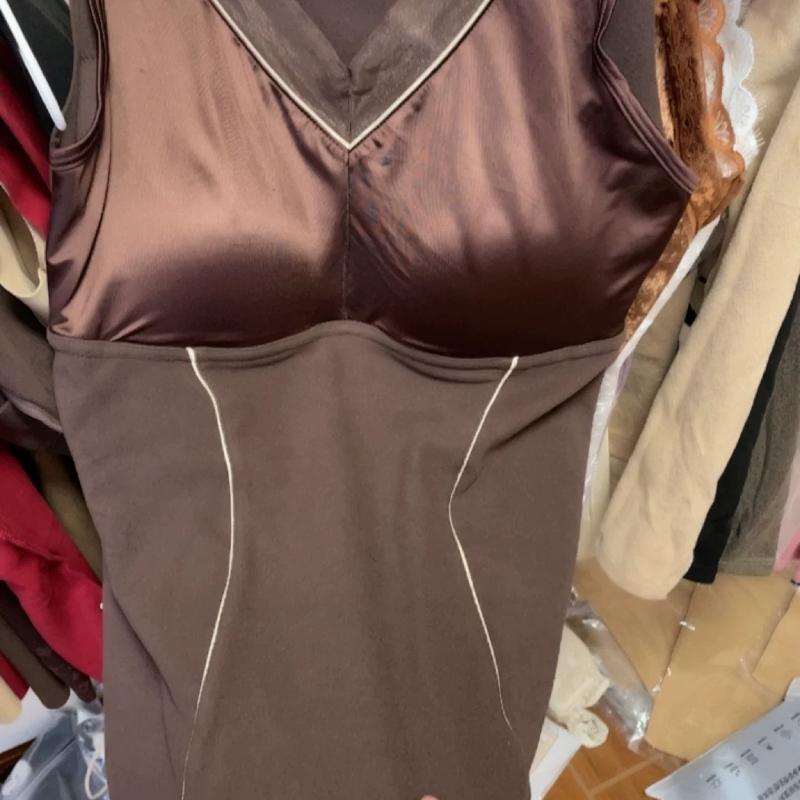 网纱V领塑形保暖背心女固定一体杯免穿文胸透气舒适保暖马甲内衣,女士内衣/男士内衣/家居服,保暖背心,淘宝优惠券,粉丝福利购,淘宝优惠卷