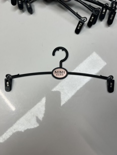 美佳美侬衣夹塑料材质 依曼丽 莎莲妮 衣夹不锈钢材质 两边小夹子