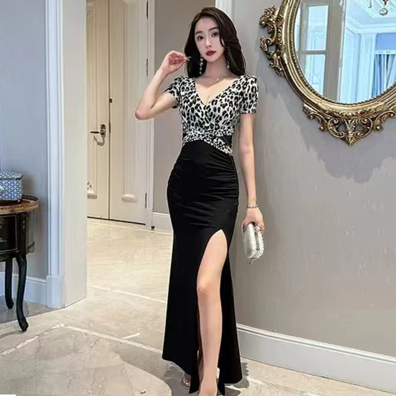 性感豹纹开叉连衣裙女