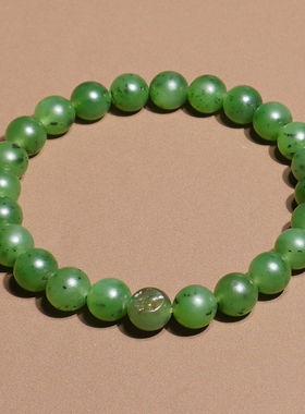 和田玉新疆黄沁皮阳绿碧玉籽手串