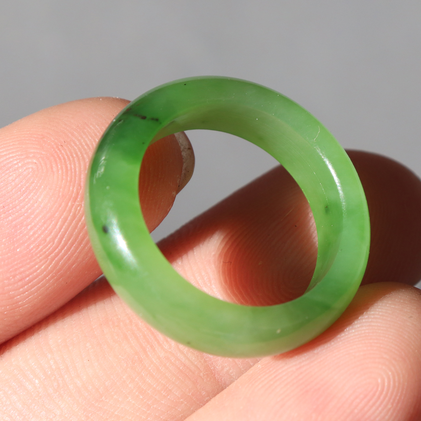 方言和田玉苹果绿碧玉百搭戒指