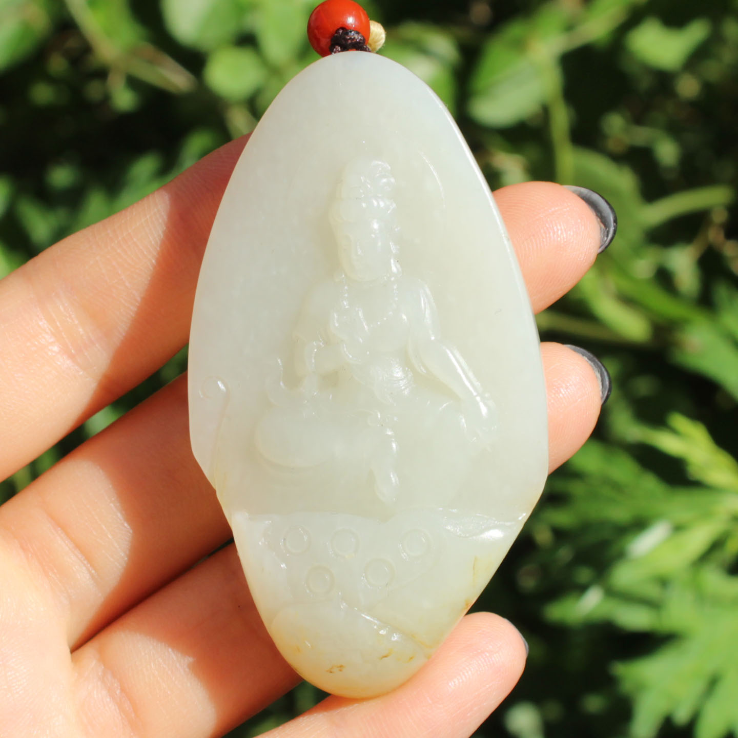 亏麻了方言和田玉精品级油润细腻挂金皮白玉籽料观音吊坠挂件A5