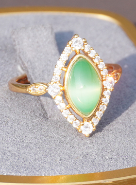 方言俄料猫眼碧玉粉青银镶玉戒指