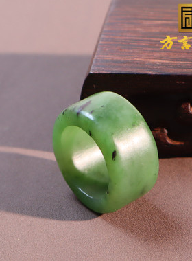 俄罗斯老料菠菜绿碧玉卡17mm扳指