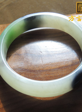 方言和田玉五彩玉手镯青海老坑