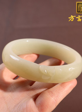 新疆且末料羊脂白玉58mm雕花手镯