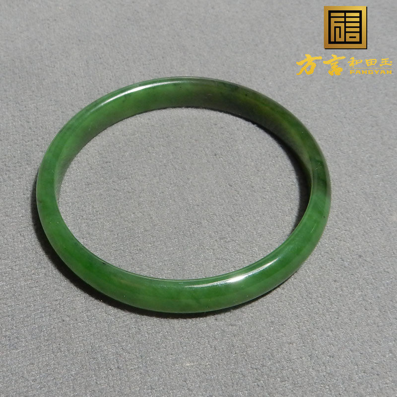 方言和田玉佩戴级俄罗斯老料细腻细腻阳绿碧玉卡53mm细条手镯R9