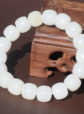 和田玉新疆挂金皮细腻白玉籽手串