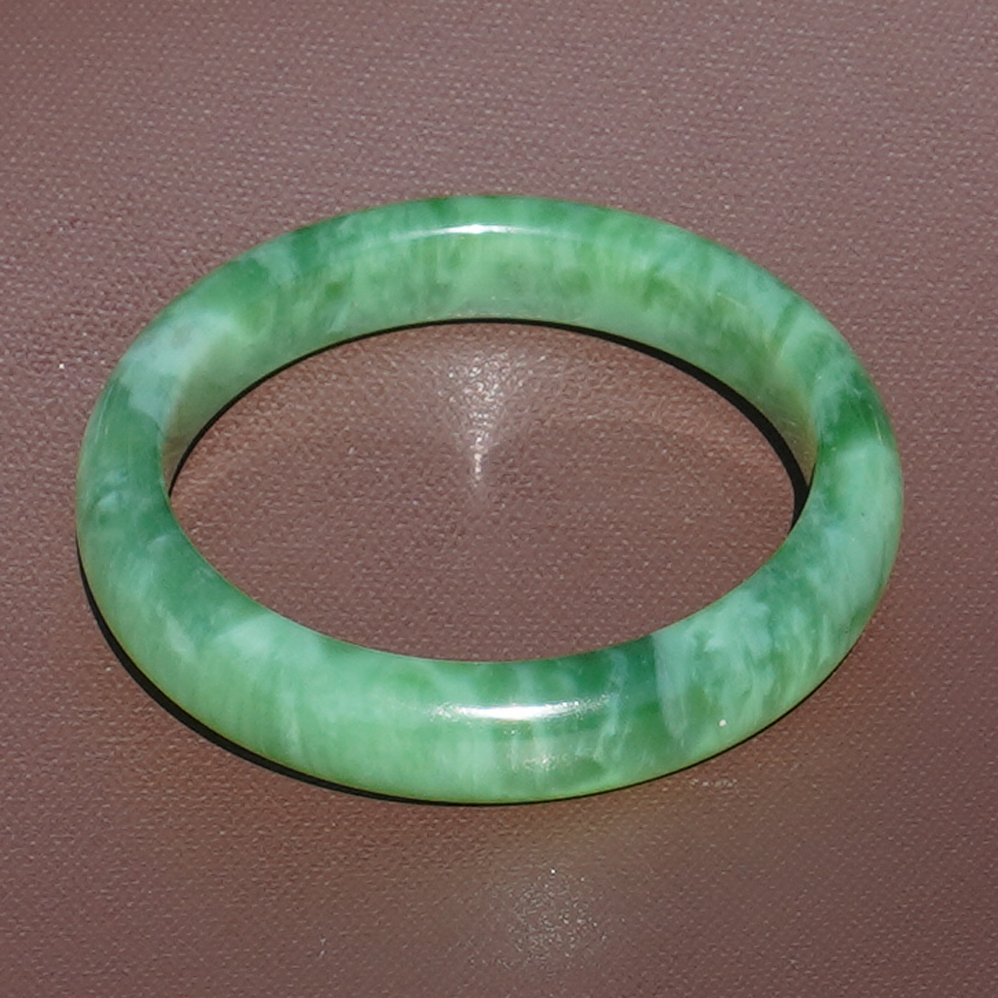 方言和田玉俄阳绿碧玉带猫眼手镯