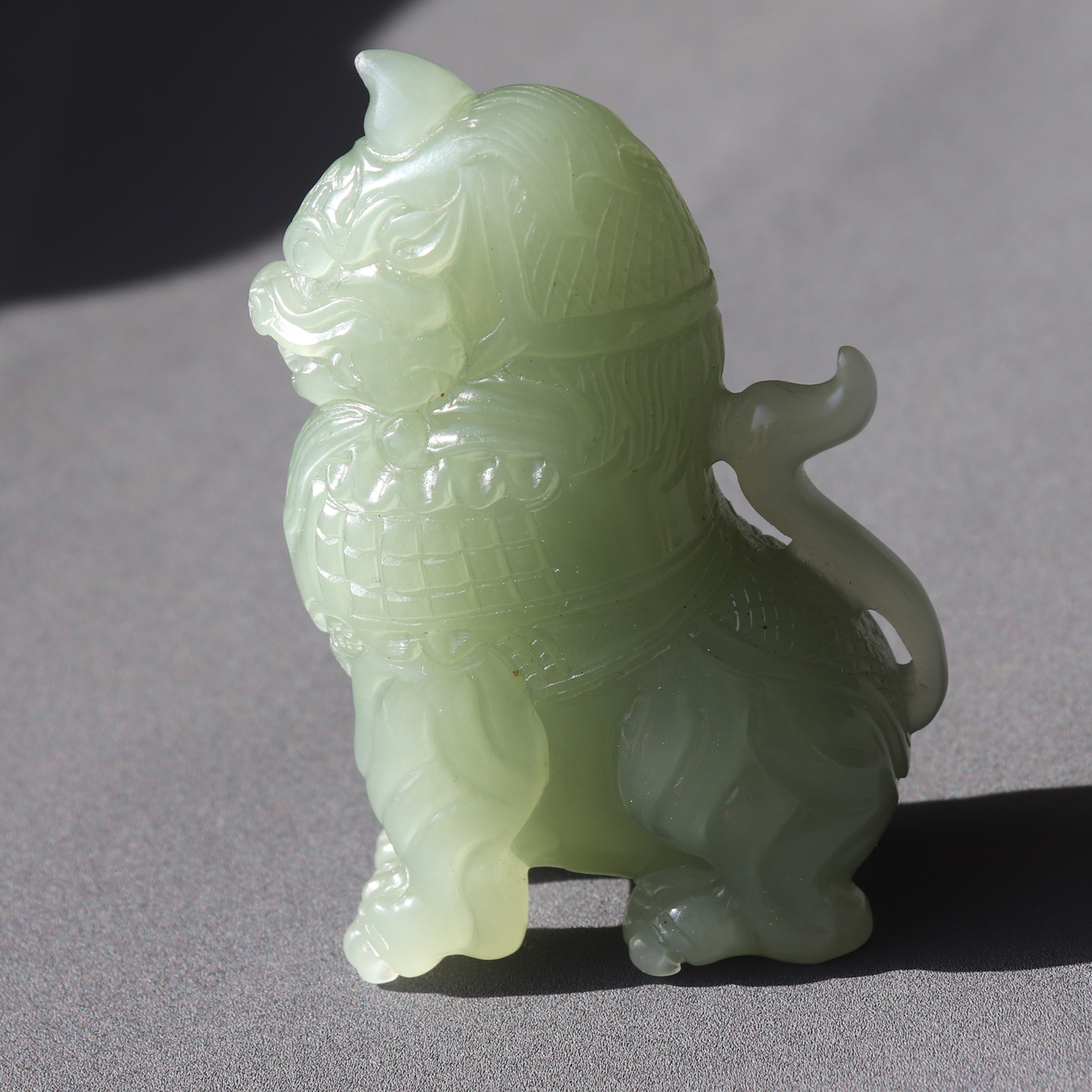 方言和田玉冰清水冰底麒麟小摆件