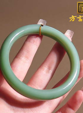 美美哒俄料老坑粉绿碧玉女神镯