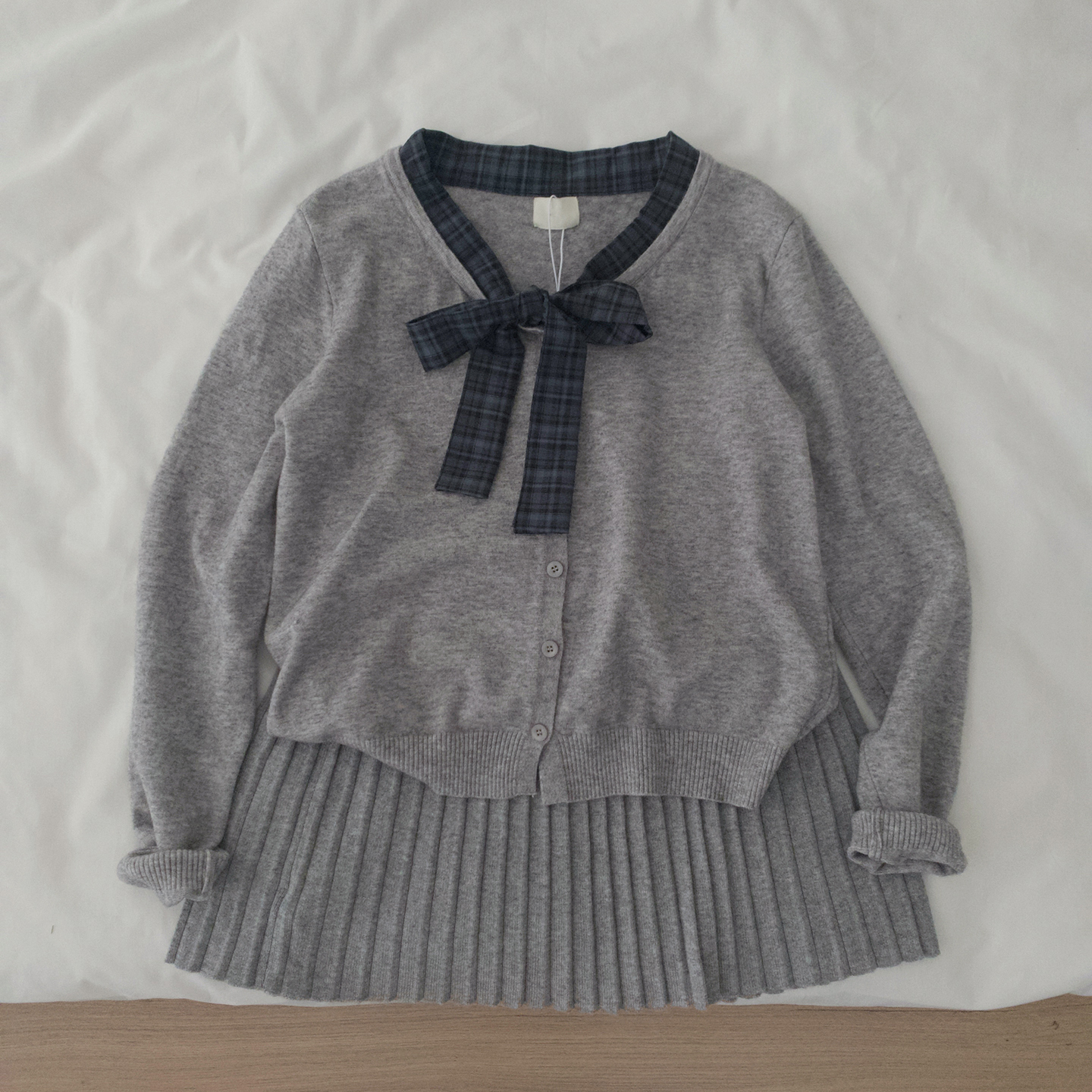 日系学院风～系带蝴蝶结v领套头毛衣针织衫