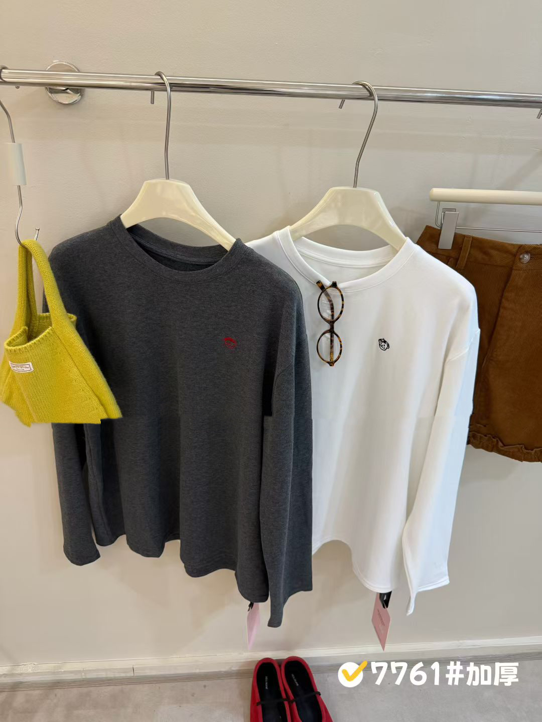 超软糯舒适2025冬新款宽松简约小熊刺绣抓绒厚实圆领长袖T恤～