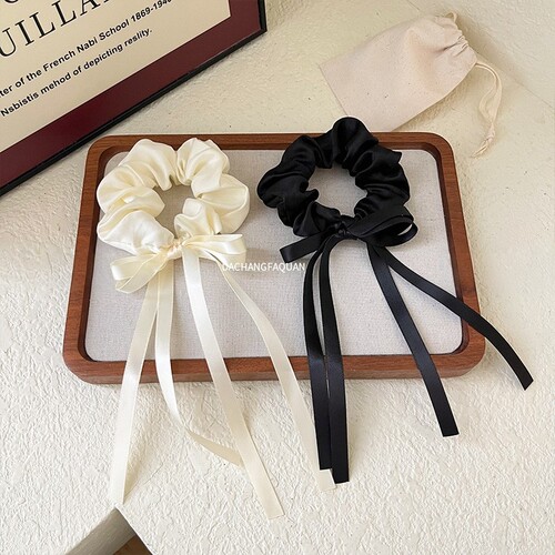 高级感缎面飘带发圈奶油蝴蝶结
