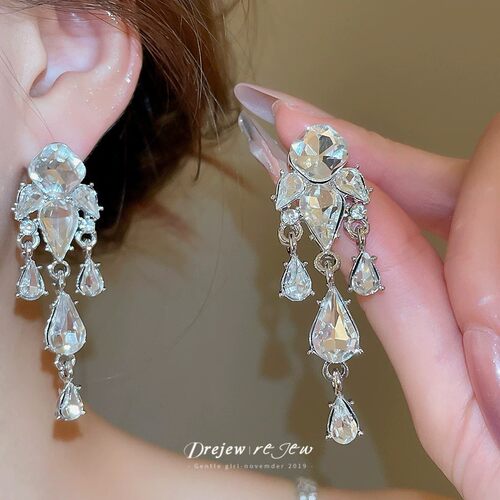 水滴流苏小众设计感爆款轻奢耳钉