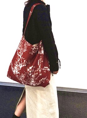 魚家双面背中式暗红色金丝傲梅提花斜挎单肩容量大女士包袋