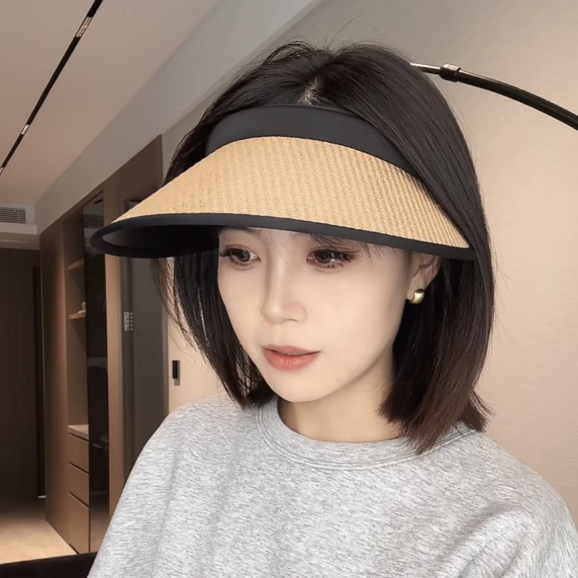 发箍款空顶防晒遮阳帽子女款2025新款夏季发卡草编网红黑胶太阳帽