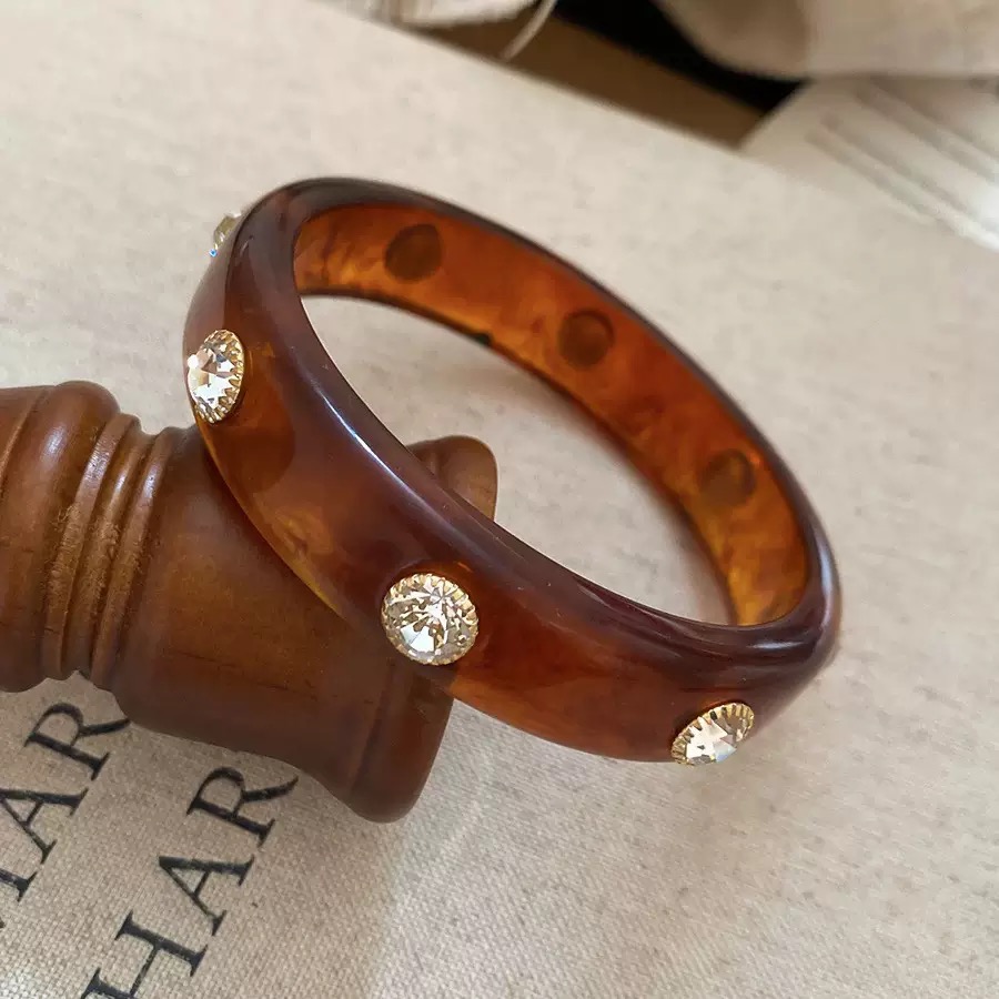 玳瑁色亚克力手镯叠戴夸张