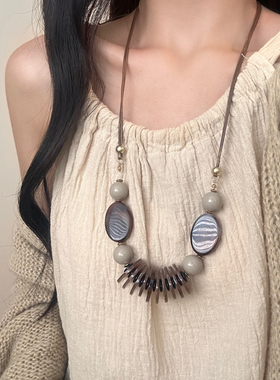 民族风纹理亚克力异形吊坠项链