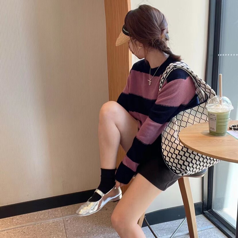 现货 LEM家韩国订单女秋冬新品薄料舒适宽松下摆磨破处理针织衫