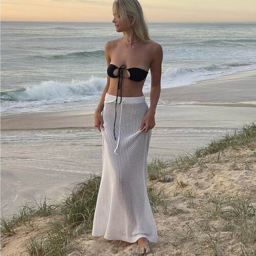 欧美风ins女神沙滩比基尼