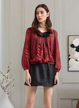 秋季帛逸圆领包臀黑红花色长袖套头印花修身淑女百褶皱羊毛连衣裙