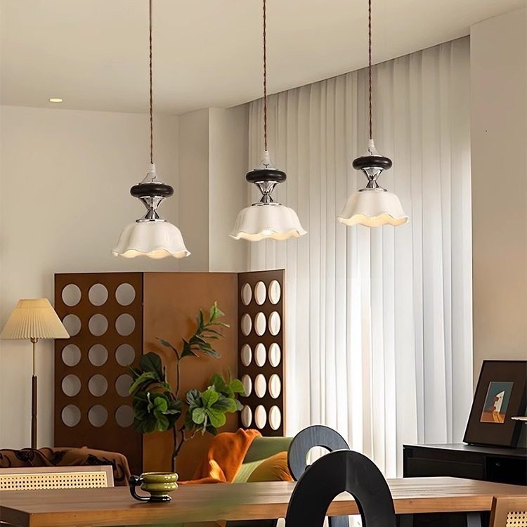 法式中古风餐厅吊灯高级感可移位摇臂客餐厅灯奶油创意卧室书房灯