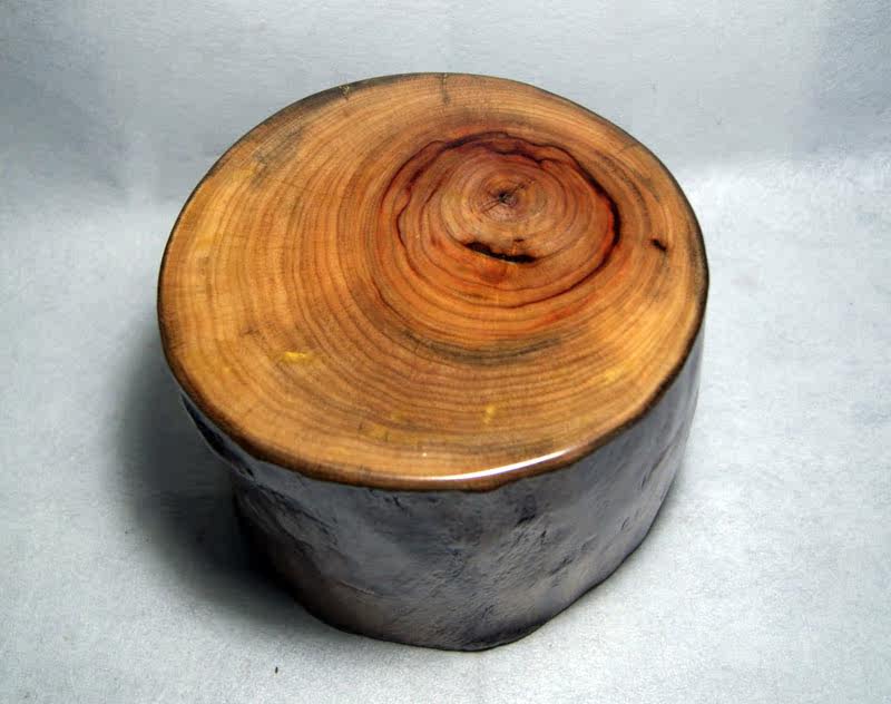 NATURAL CAMPHOR WOOD SMALL PIER ROOT CARVING COFFEE TABLE STOOL LOG STOOL ORIGINAL ECOLOGICAL FURNITURE VALUE-ADDED EXPERIENCE RECOMMENDATION