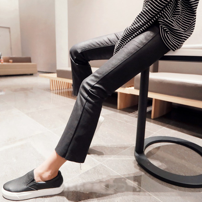 涂层皮裤微喇裤秋冬涂层牛仔裤