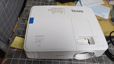 二手投影机投影仪明基RH333B高清1080 p高清高亮商务办公家用HDMI