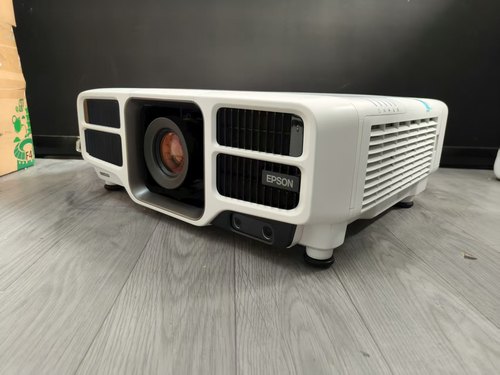 二手投影机投影仪爱普生L1100U高清激光1080p高清高亮工程机6000流2500000:1高对比度。商务办公培训家用