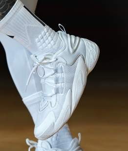 adidas BYW 圆头系带 防滑耐磨 中帮 篮球鞋 男款 白色IE9310