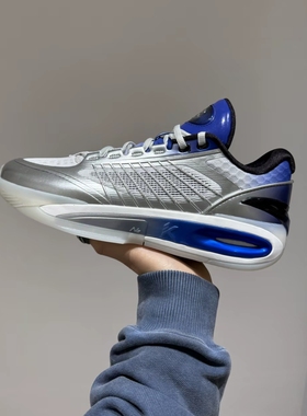 安踏 KT10 LOW专业实战氮科技减震防滑耐磨篮球鞋112521101s-1