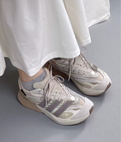 adidas LIGHTBLAZE ATR 舒适 休闲长跑短跑跑步鞋JP7775