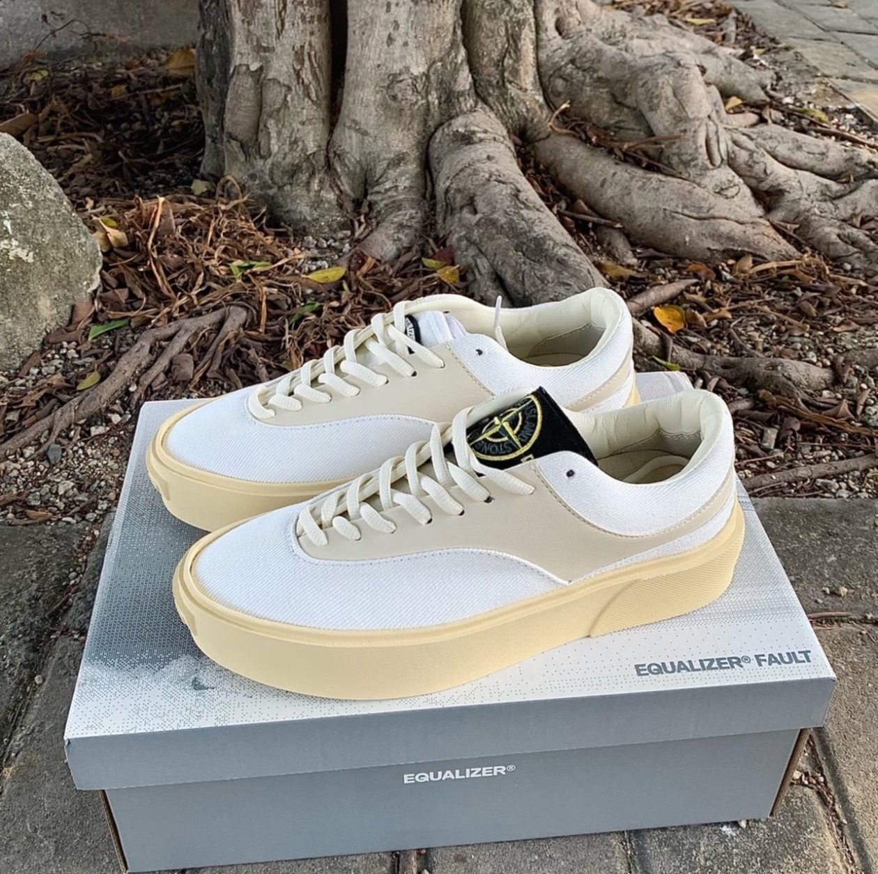 EQLZ义阔错版防滑耐磨轻便透气帆布鞋鹭白