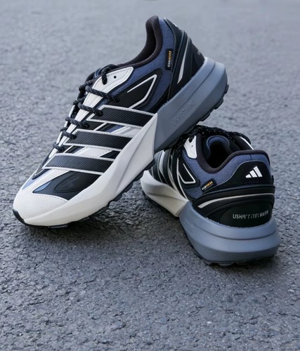 adidas LIGHTBLAZE ATR 时尚舒适 休闲跑步鞋 男款 黑灰JP7773