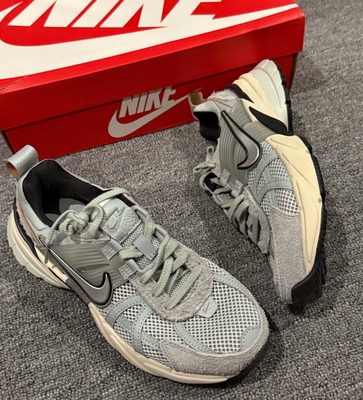 NikeV2K RUN复古百搭老爹鞋透气厚底缓震跑步鞋FN6703-003