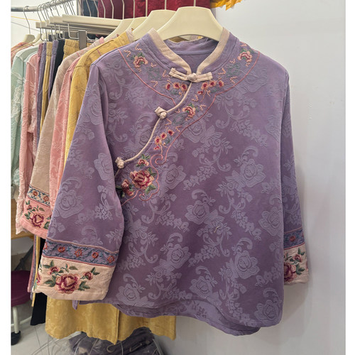 新中式立领盘扣重工刺绣遮肚上衣