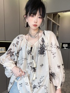 女2024夏季 一字肩上衣 新款 长袖 衬衫 fashion 水墨花朵印花薄款