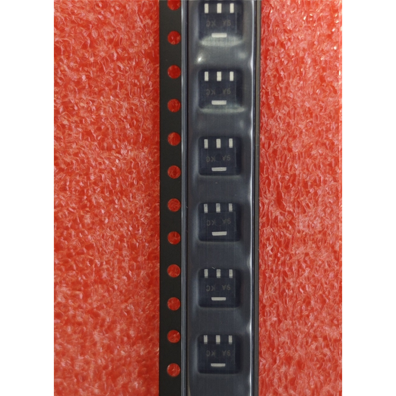 79L05可调范围1.2V-36V二极管