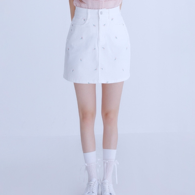韩国代购ROEM刺绣小花朵牛仔短裙