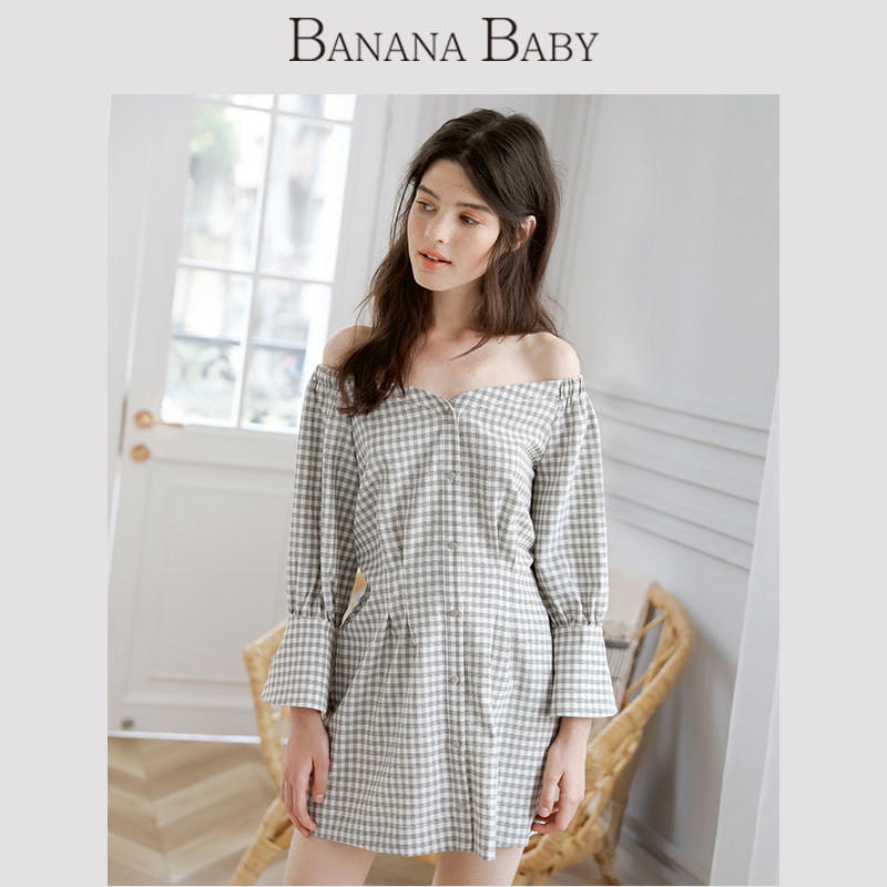 BANANA BABYÒ»×Ö¼ç¸ñÎÆÁ¬ÒÂȹ2018Ïļ¾Ð¿îÅ®º«°æÇåÐÂʱÉÐÀ®°ÈÐä