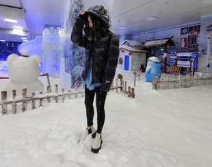 反季清货加厚保暖90白鹅绒羽绒服2025年新款连帽男女同款黑色外套