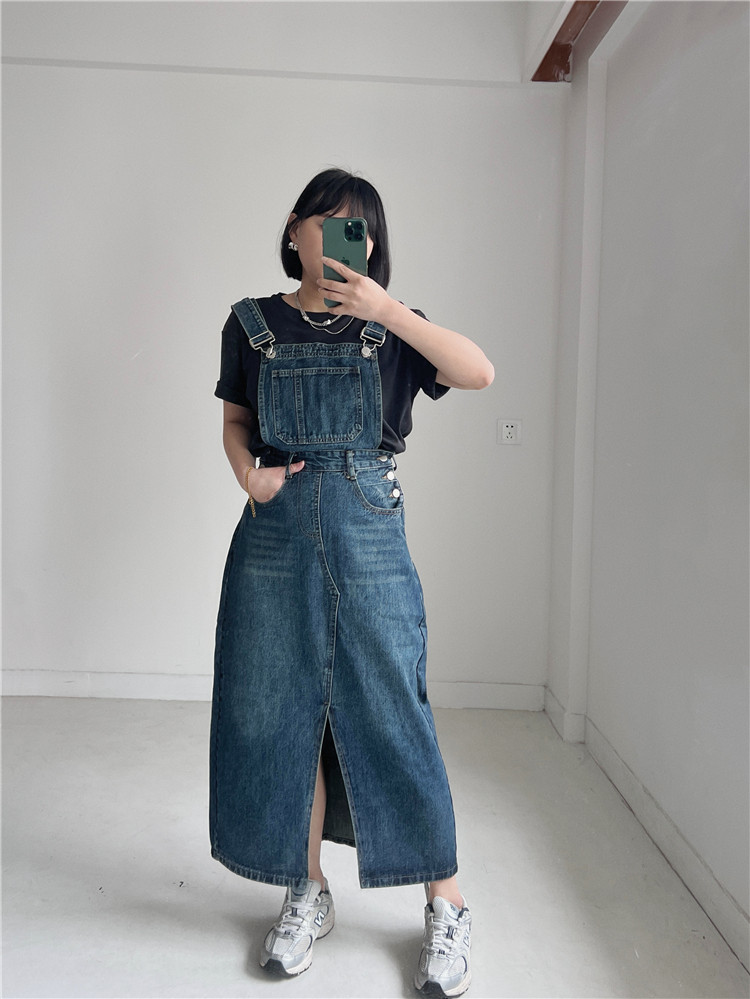 DELIA 质感水洗牛仔收腰 包臀开叉背带 连身裙
