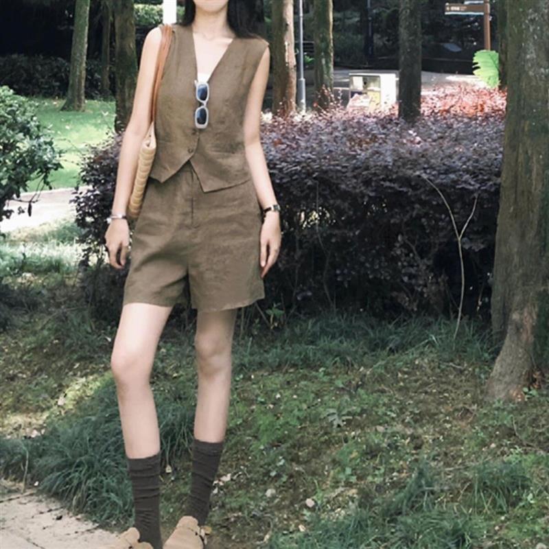 老钱风时尚套装女夏季复古高级感无袖西装马甲短裤休闲通勤两件套