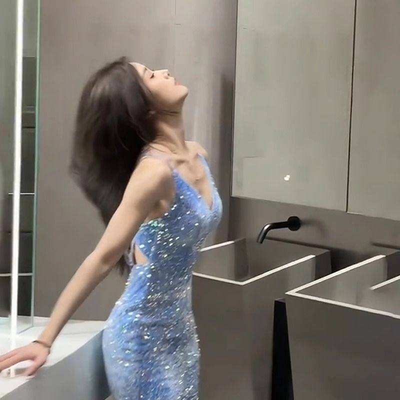 晚礼服女高级感2026新款亮片连衣裙性感开叉KTV礼服蓝色名媛轻奢