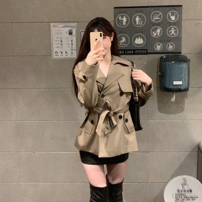 驼色风衣外套女2026年春秋季新款高级感西装领双排扣系带收腰上衣