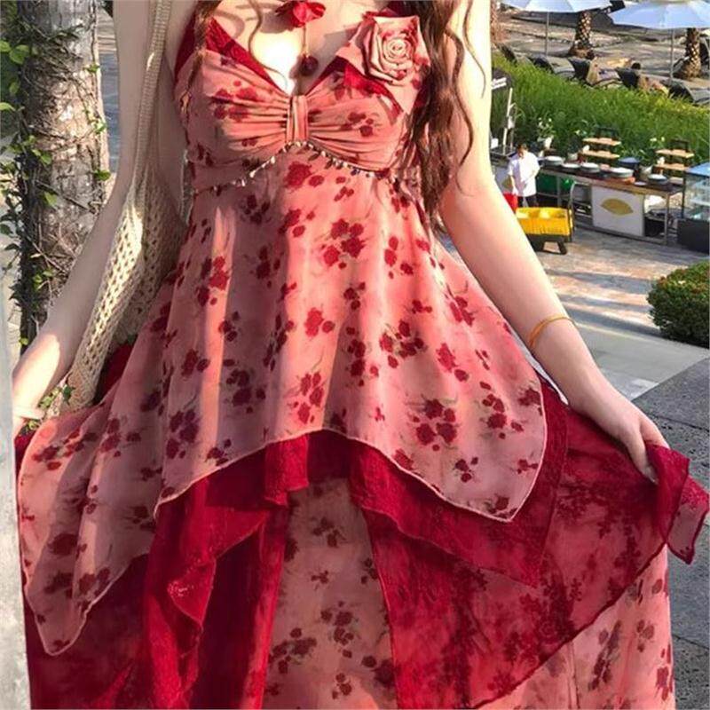 别致高级感碎花吊带连衣裙子女夏季绝美多巴胺掐腰沙滩度假风长裙
