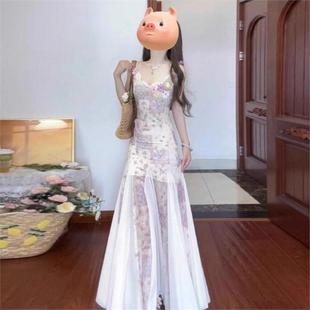 海边度假网纱拼接碎花吊带连衣裙漂亮独特气质收腰夏日绝美小裙子